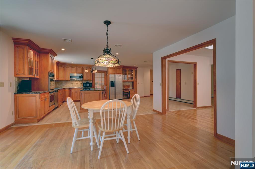 34 Knoll Road Wayne, NJ 07470 - Photo 15 of 50