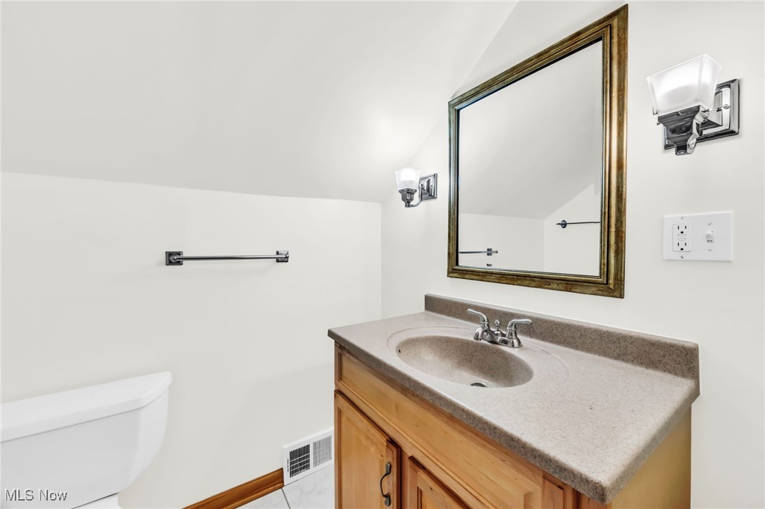 21960 Eaton Road Cleveland, OH 44126 - Photo 23 of 29 Gallery Image 23