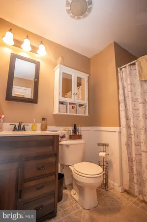 $235,000 | 2283 Buccaneer Boulevard, Greenbackville, VA 23356