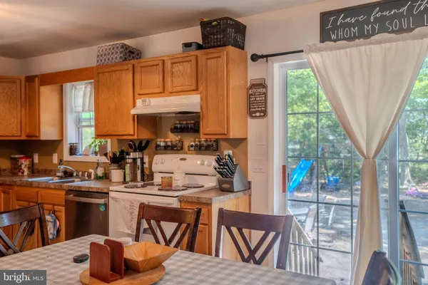 $235,000 | 2283 Buccaneer Boulevard, Greenbackville, VA 23356