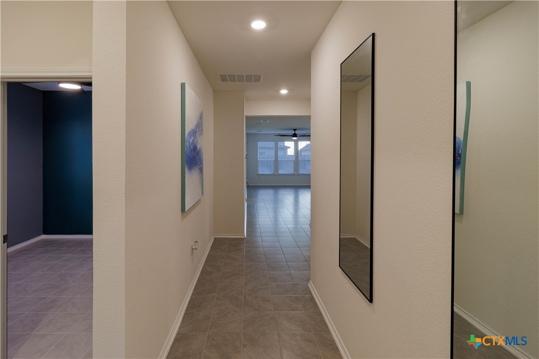 211 Summit Drive Lockhart, TX 78644 - Photo 8 of 33