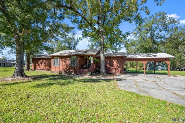 $159,900 | 65690 J R Drive, Plaquemine, LA 70764