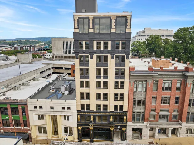 $459,000 | 117 East 7th Street, Unit 406F, Chattanooga, TN 37402