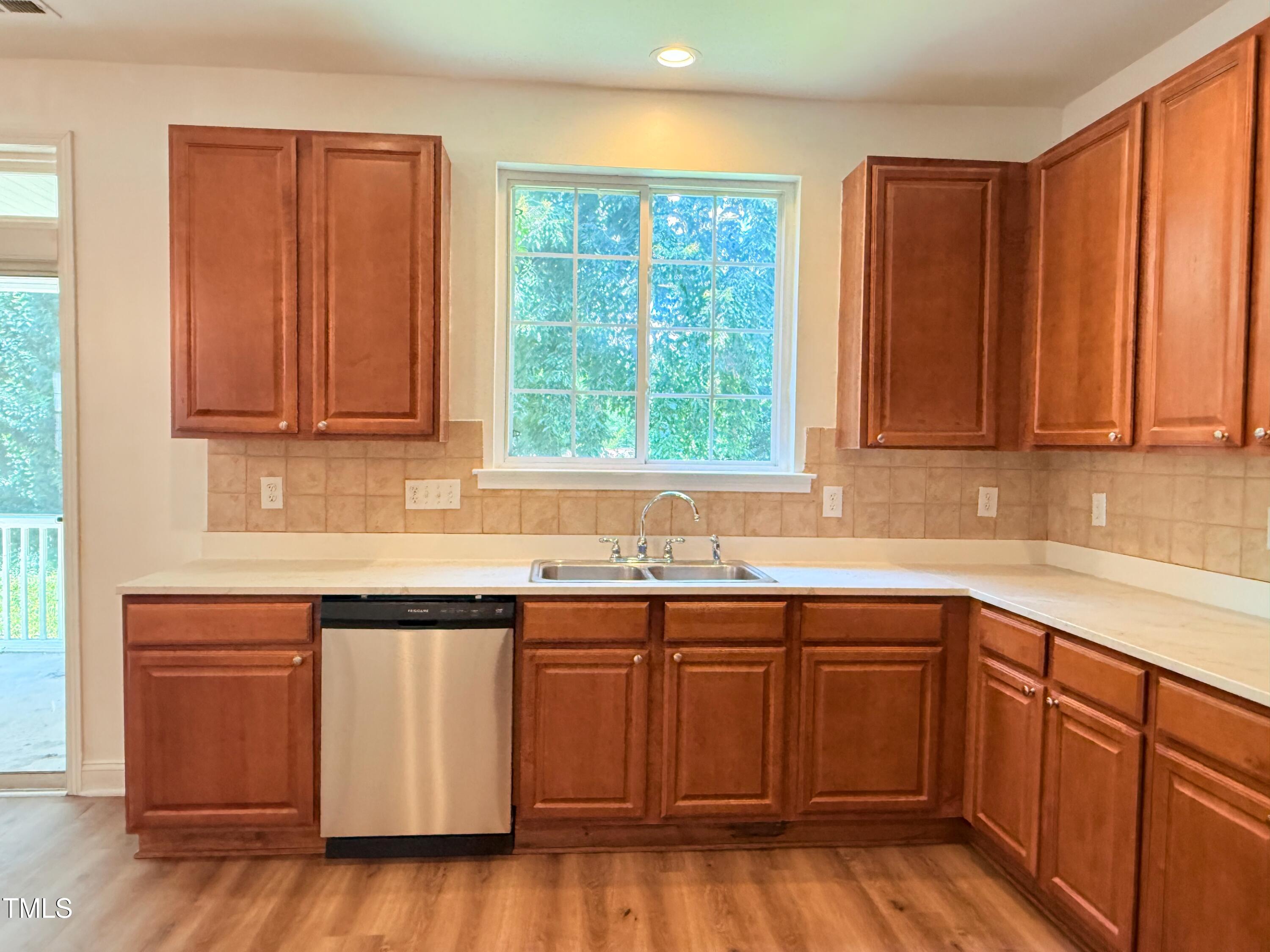2848 Roundleaf Court Raleigh, NC 27604 - Photo 22 of 61 IMG_2907