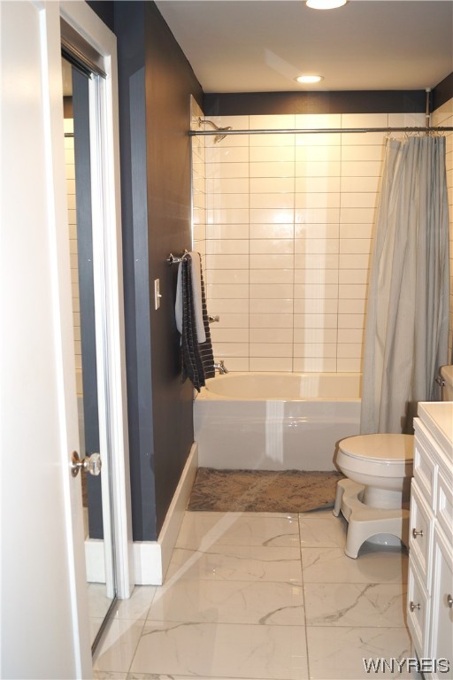 64 Radcliffe Road Buffalo, NY 14214 - Photo 18 of 33 1st Foor Master Bathroom