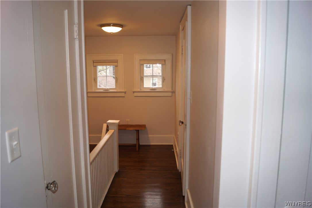 64 Radcliffe Road Buffalo, NY 14214 - Photo 23 of 33 2nd Floor Hall