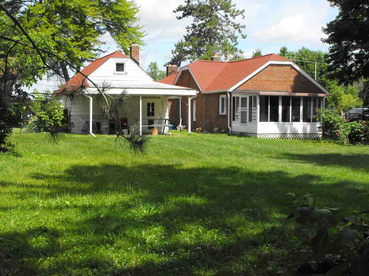 3143 Coldwater Road Mount Morris, MI 48458 - Photo 2 of 46 31391346-1.JPG