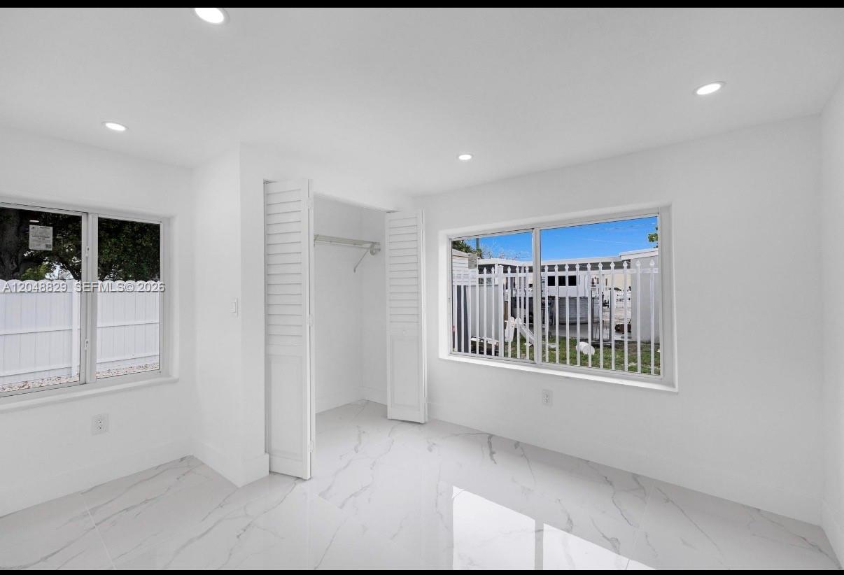 2390 Service Road Opa-Locka, FL 33054 - Photo 8 of 19