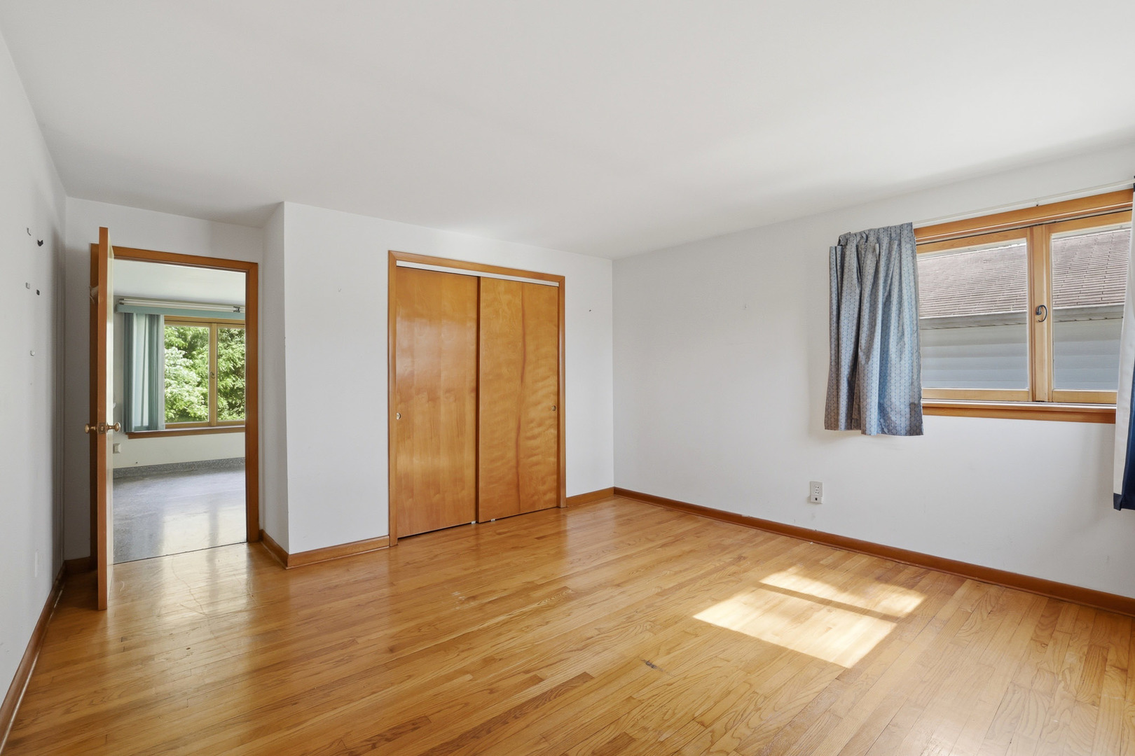 3S103 South Raddant Road Batavia, IL 60510 - Photo 25 of 43
