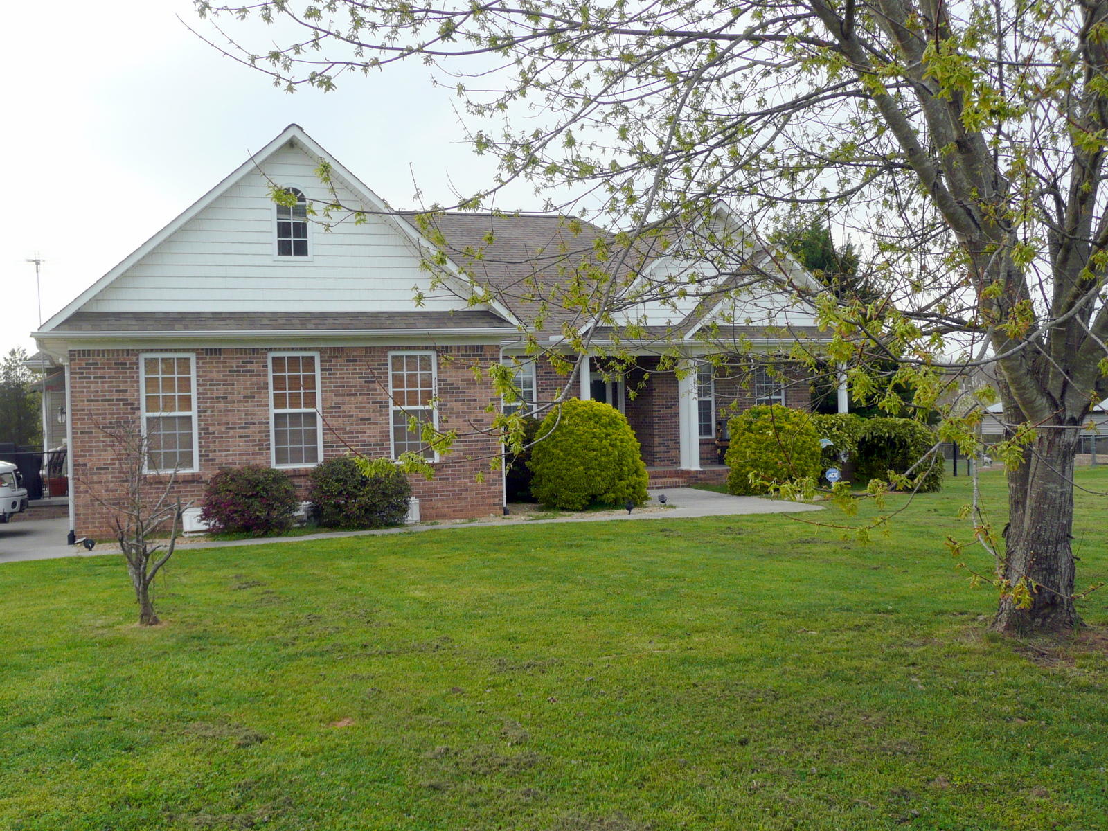 691 Oak Grove Road Madisonville, TN 37354 - Photo 2 of 31 02-P1050776