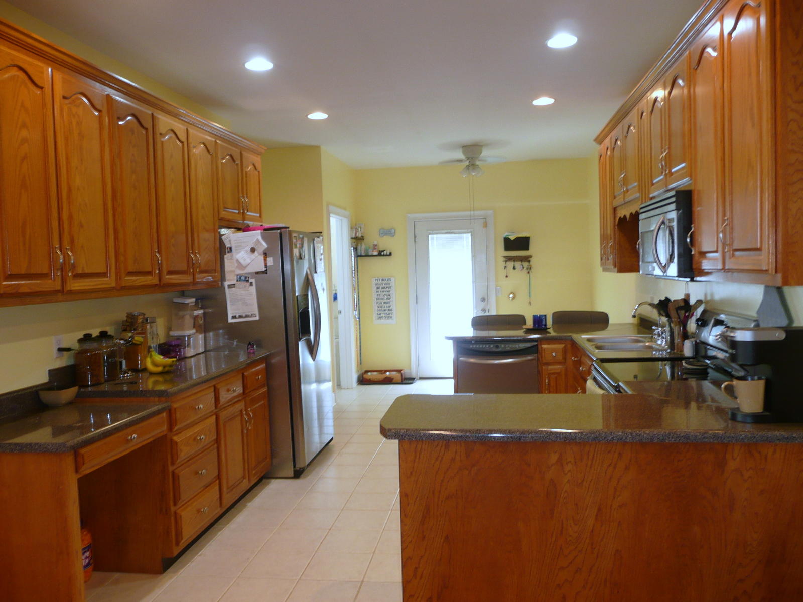 691 Oak Grove Road Madisonville, TN 37354 - Photo 19 of 31 Tons of Cabinets and Counter Space