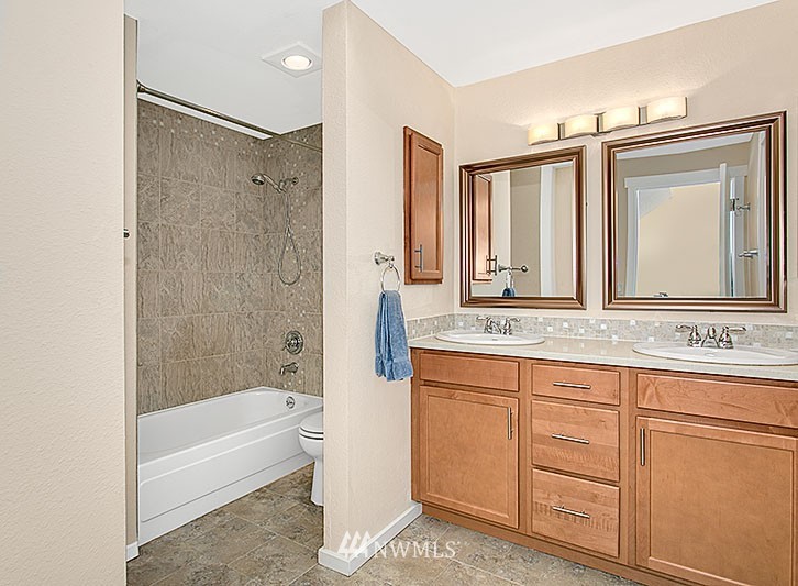 1822 Maple Lane, Unit G43 Kent, WA 98030 - Photo 12 of 12 Gallery Image 12