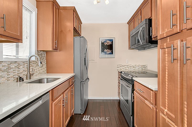1822 Maple Lane, Unit G43 Kent, WA 98030 - Photo 3 of 12 Gallery Image 3