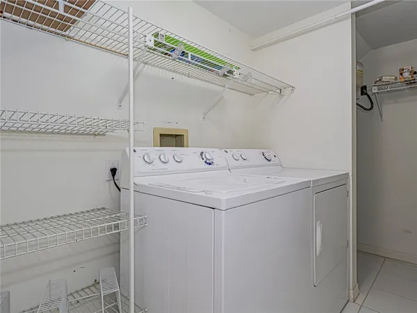 $389,000 | 221 Park Shores Circle, Unit 221E, Vero Beach, FL 32963