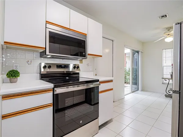 $389,000 | 221 Park Shores Circle, Unit 221E, Vero Beach, FL 32963