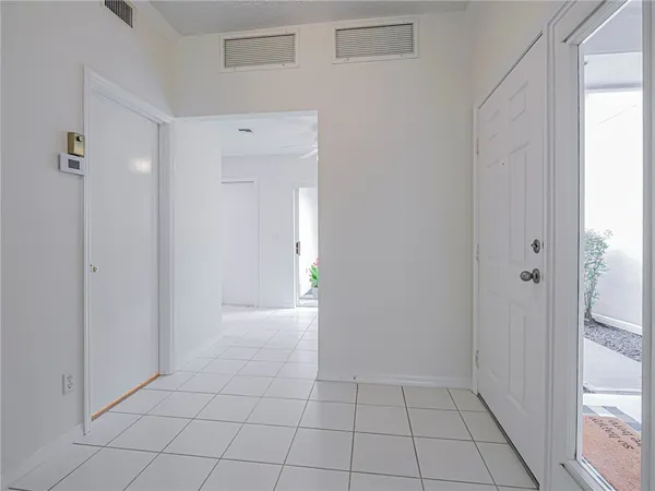 $389,000 | 221 Park Shores Circle, Unit 221E, Vero Beach, FL 32963