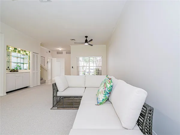 $389,000 | 221 Park Shores Circle, Unit 221E, Vero Beach, FL 32963