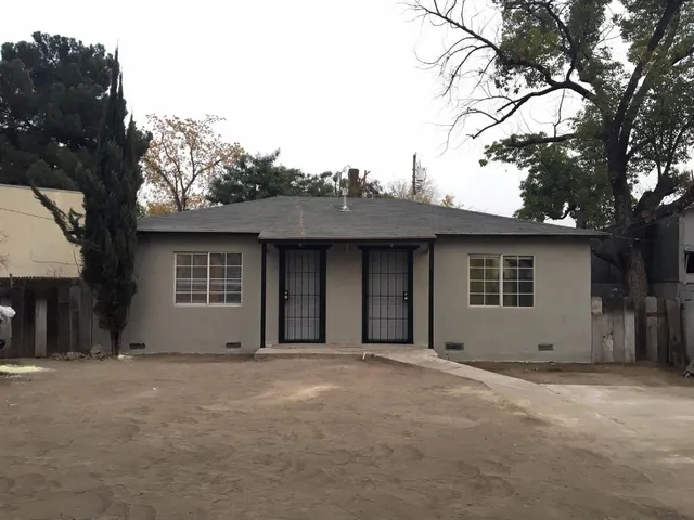 $210,000 | 421 South Maple Avenue, Fresno, CA 93702