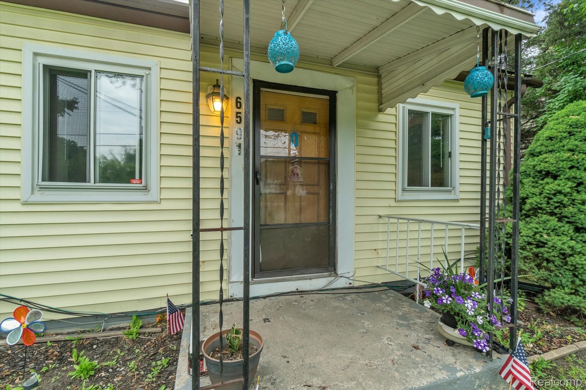 6591 Ball Road Romulus, MI 48174 - Photo 30 of 43 30-6591 Ball Rd-windowstill-realestate-photography-30.jpg