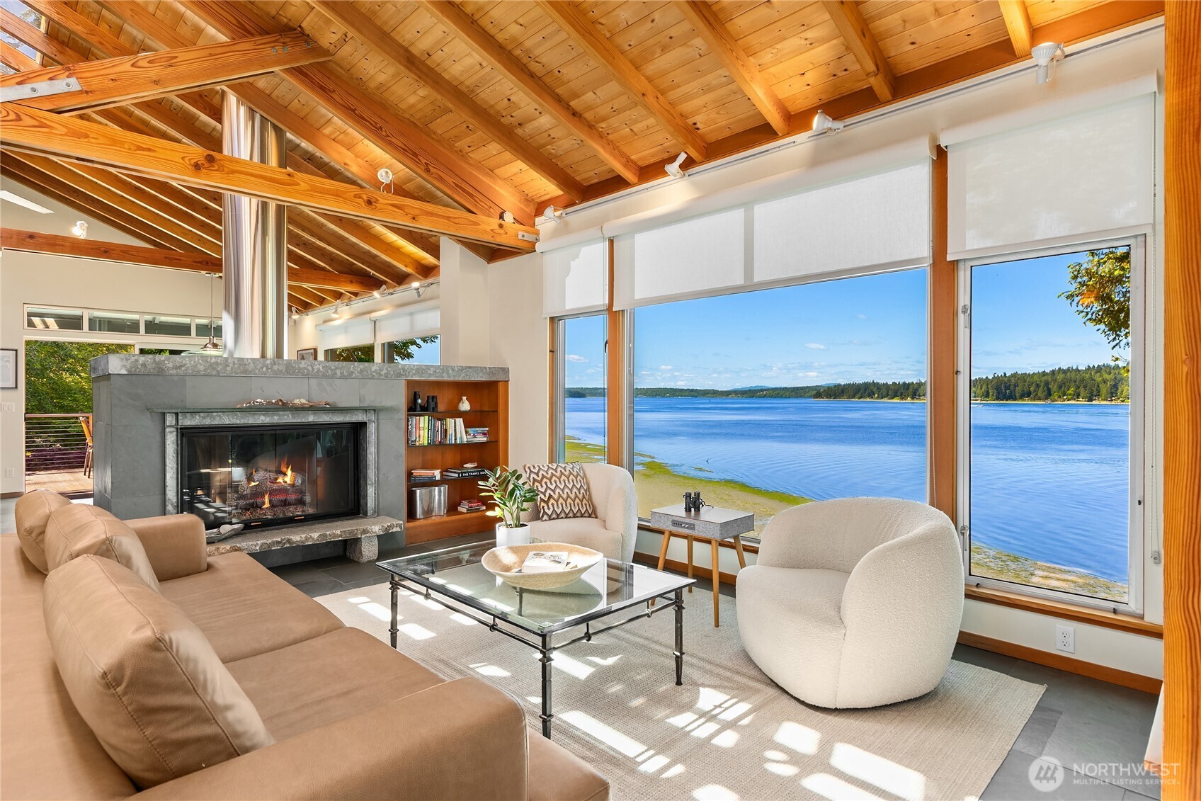 16221 Reitan Road Northeast Bainbridge Island, WA 98110 - Photo 10 of 40