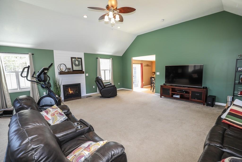 9 Cooperage Way Townsend, MA 01469 - Photo 15 of 33