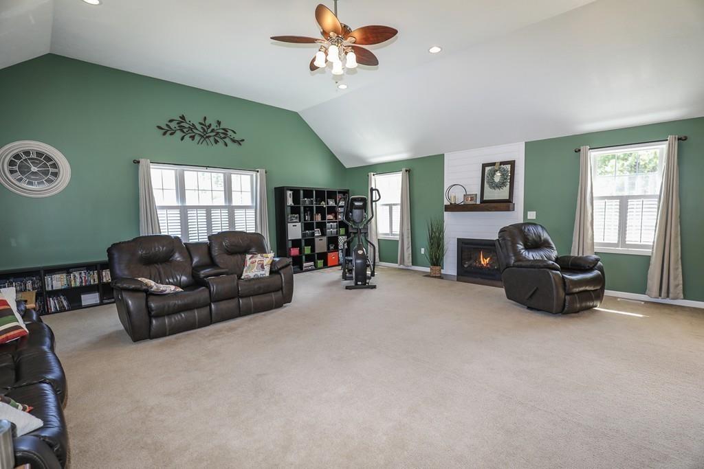 9 Cooperage Way Townsend, MA 01469 - Photo 16 of 33