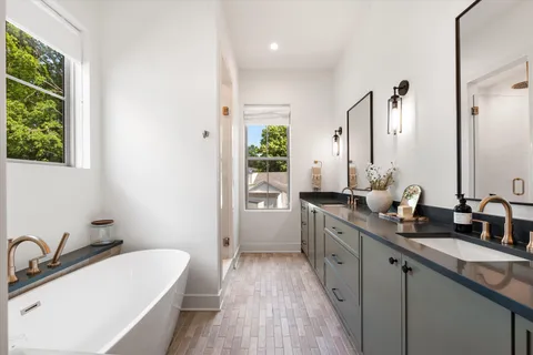 $1,025,000 | 6362 A Columbia Avenue, Nashville, TN 37209