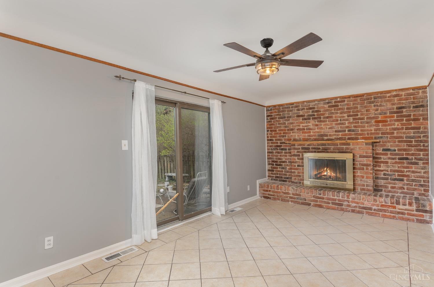 7631 Forest Road Cincinnati, OH 45230 - Photo 18 of 38 Gallery Image 18