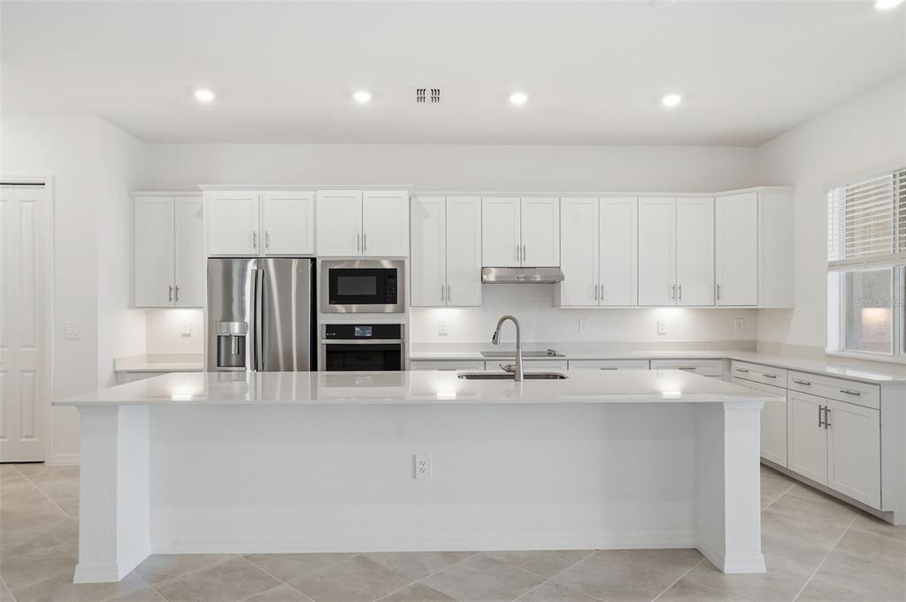 13116 Tulum Loop Venice, FL 34293 - Photo 12 of 20