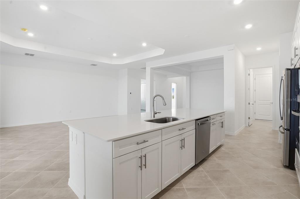 13116 Tulum Loop Venice, FL 34293 - Photo 10 of 20