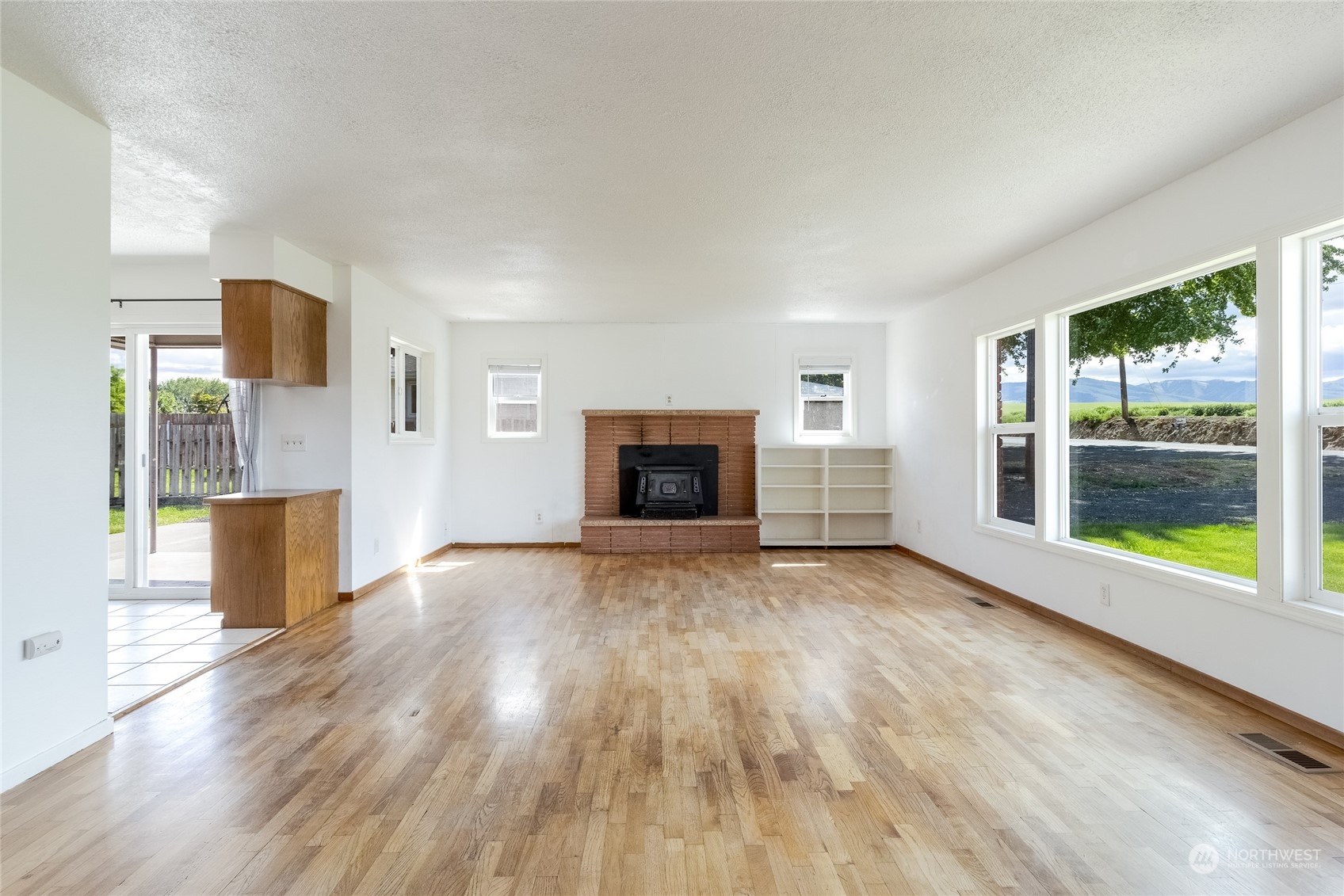 1809 Reser Road Walla Walla, WA 99362 - Photo 4 of 37 Gallery Image 4