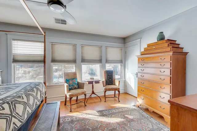 $780,000 | 630 Wisconsin Avenue, Oak Park, IL 60304