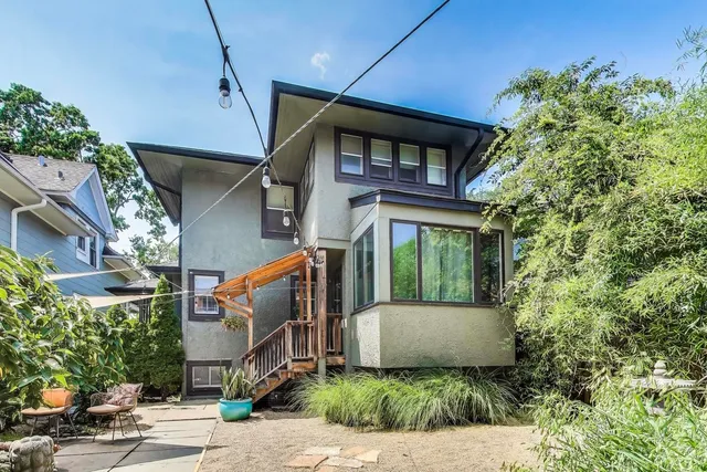 $780,000 | 630 Wisconsin Avenue, Oak Park, IL 60304