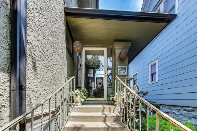 $780,000 | 630 Wisconsin Avenue, Oak Park, IL 60304