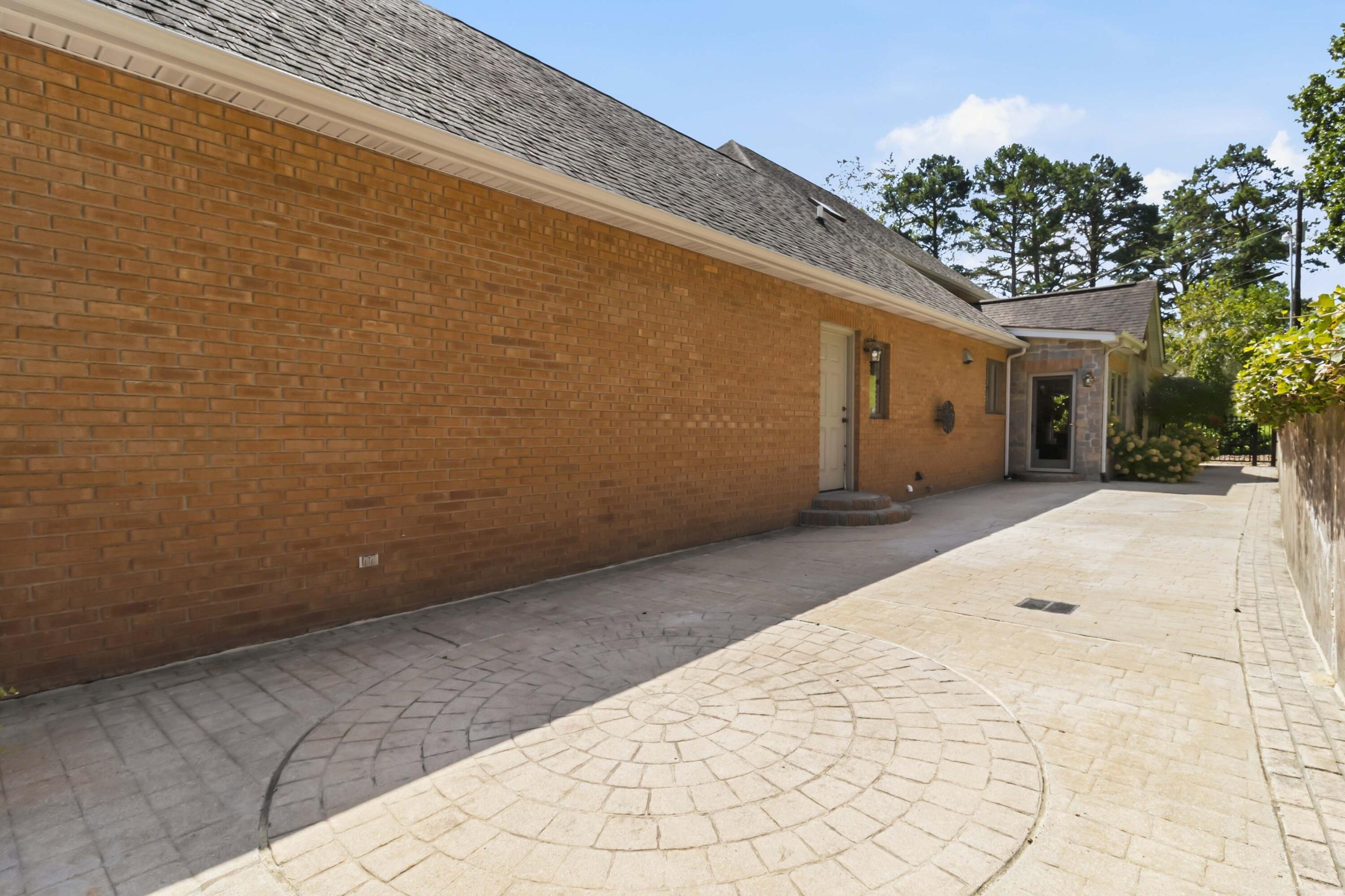 217 Moren Road London, KY 40741 - Photo 10 of 75 005