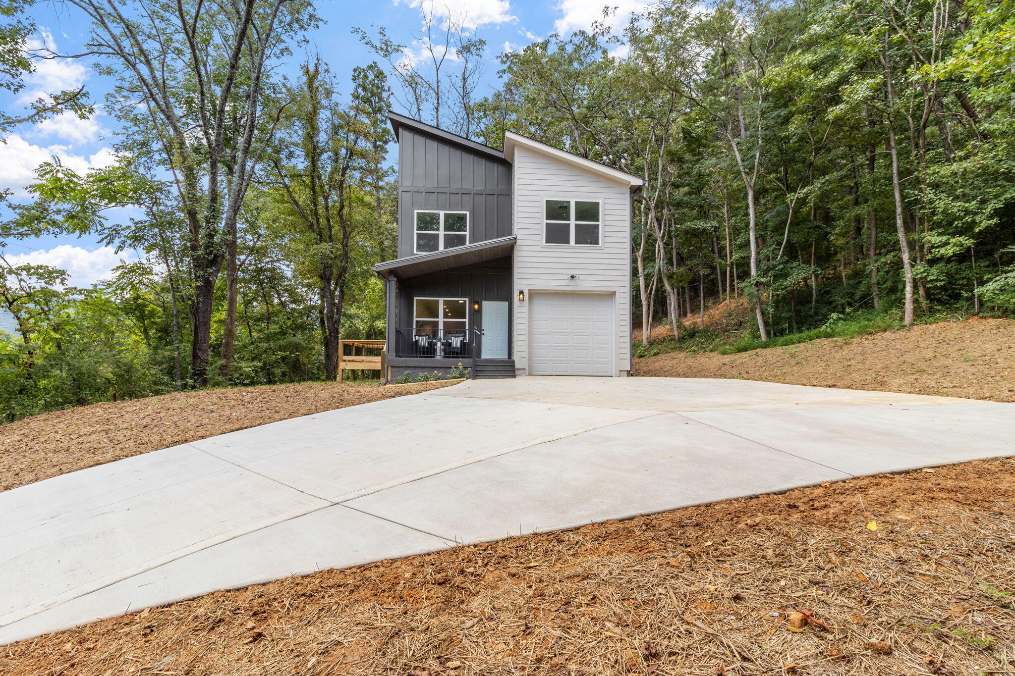 10608 Card Road Soddy Daisy, TN 37379 - Photo 4 of 43 Front