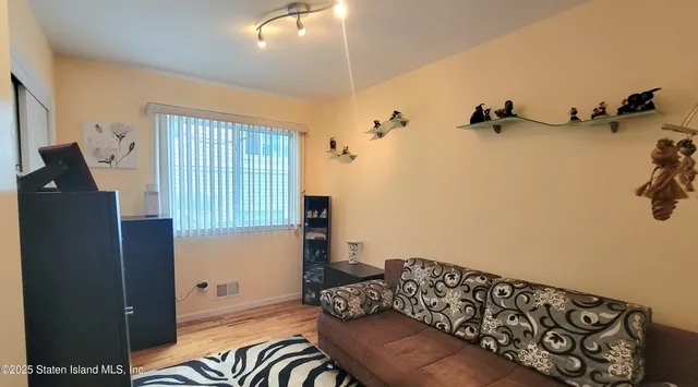 $998,800 | 81 Glover Street | Great Kills