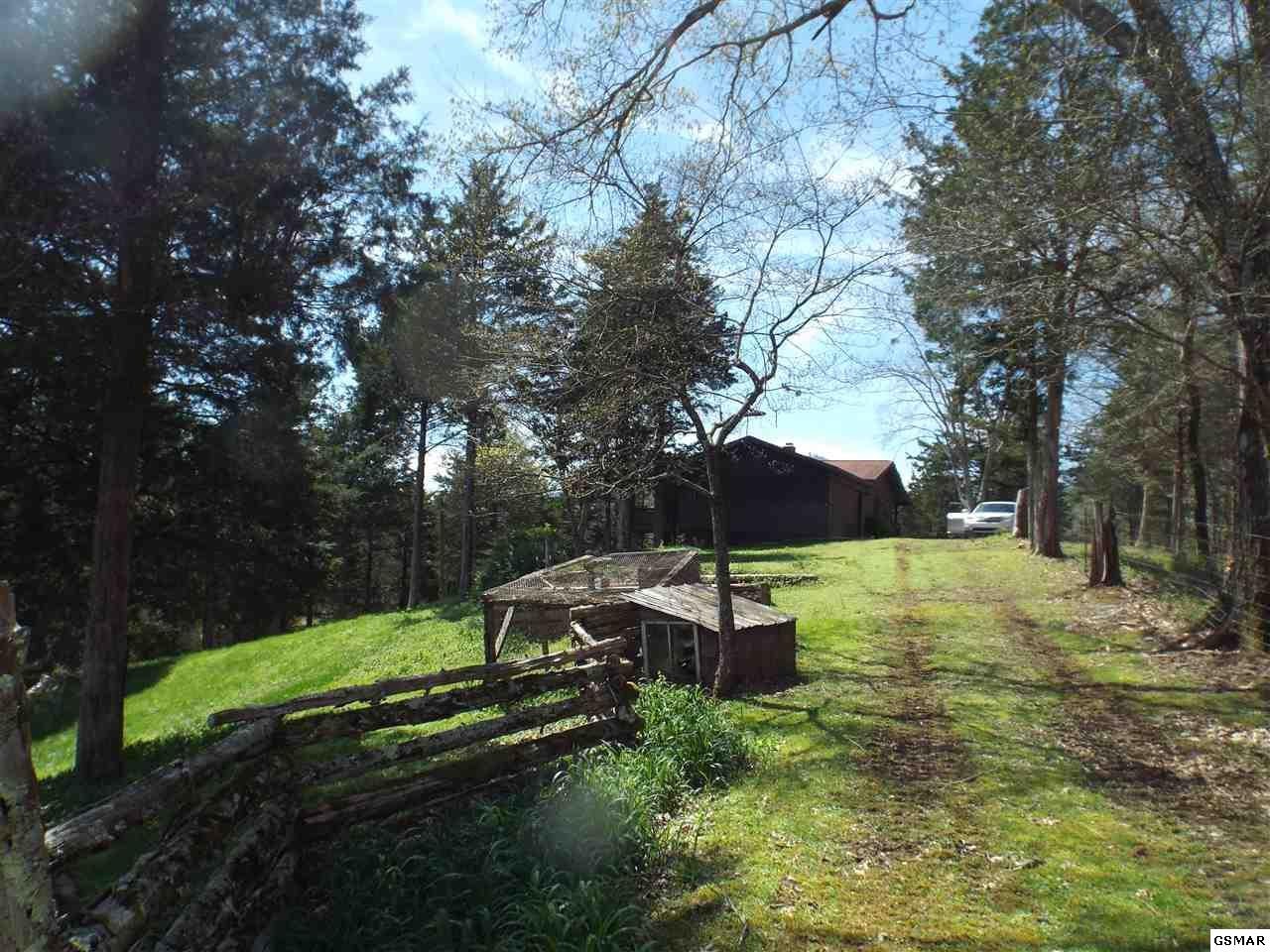 620 Whites School Road Sevierville, TN 37876 - Photo 20 of 26 Gallery Image 20
