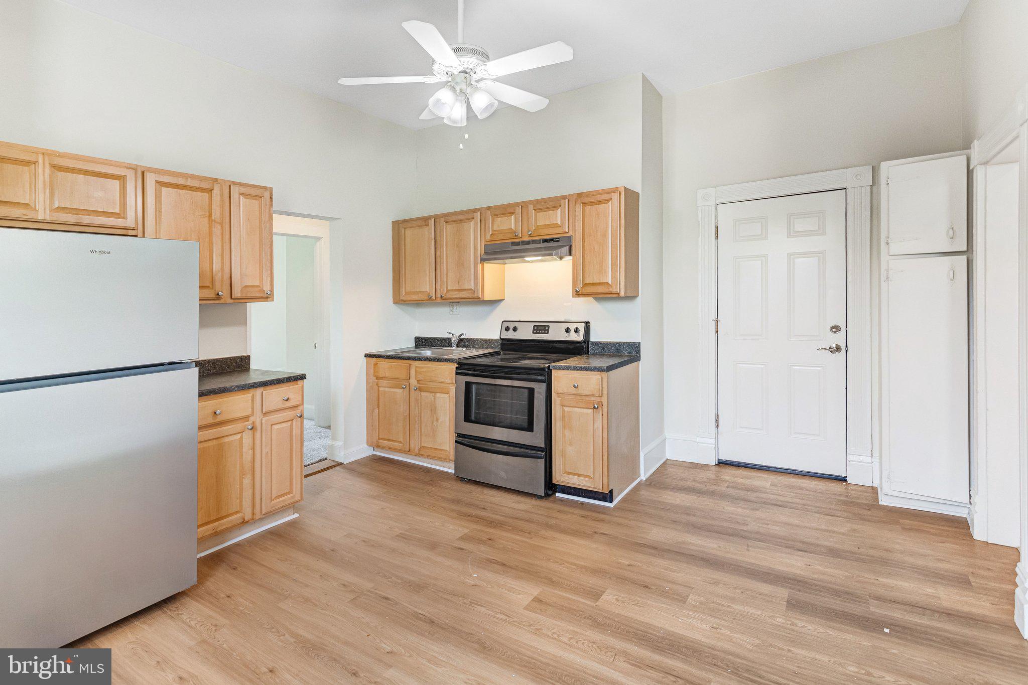 8753 Signal Hill Road, Unit 3 Manassas, VA 20110 - Photo 5 of 29