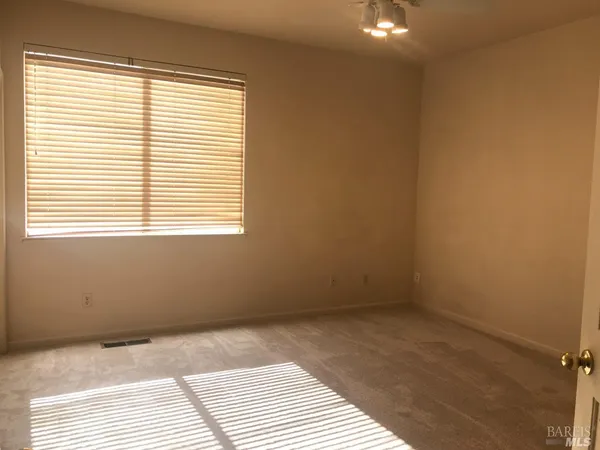 $3,100 | 1128 Lawler Ranch Parkway, Suisun City, CA 94585