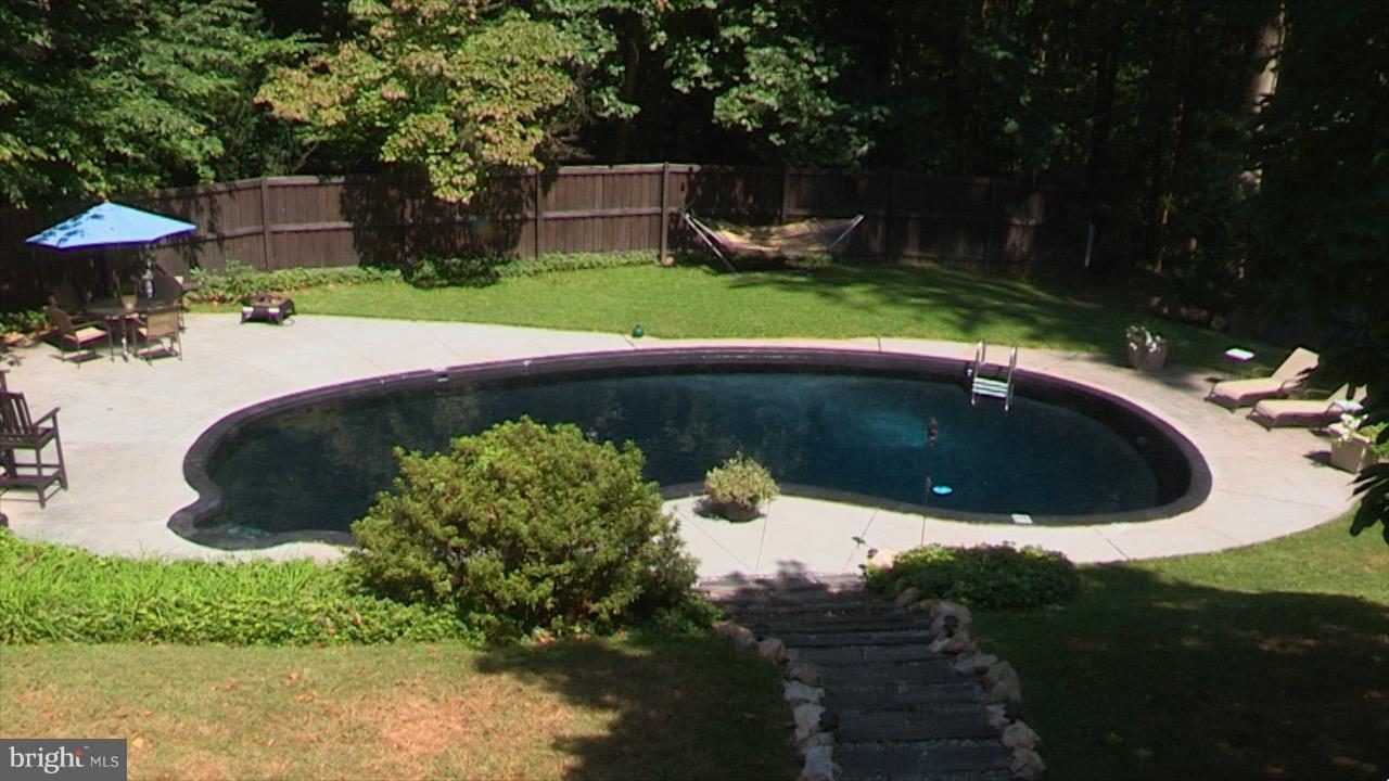 7709 Grasty Road Baltimore, MD 21208 - Photo 27 of 28 Exterior (Rear)