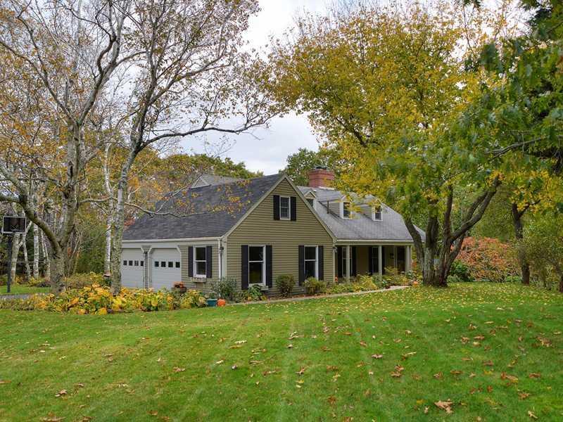 12 Hunts Point Road Cape Elizabeth, ME 04107 - Photo 1 of 15 Exterior Front.