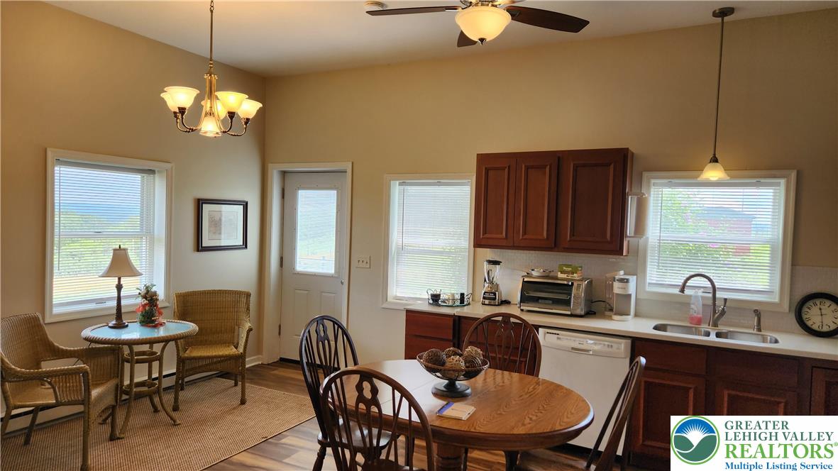 185 Ridge Cup Road New Ringgold, PA 17960 - Photo 8 of 20