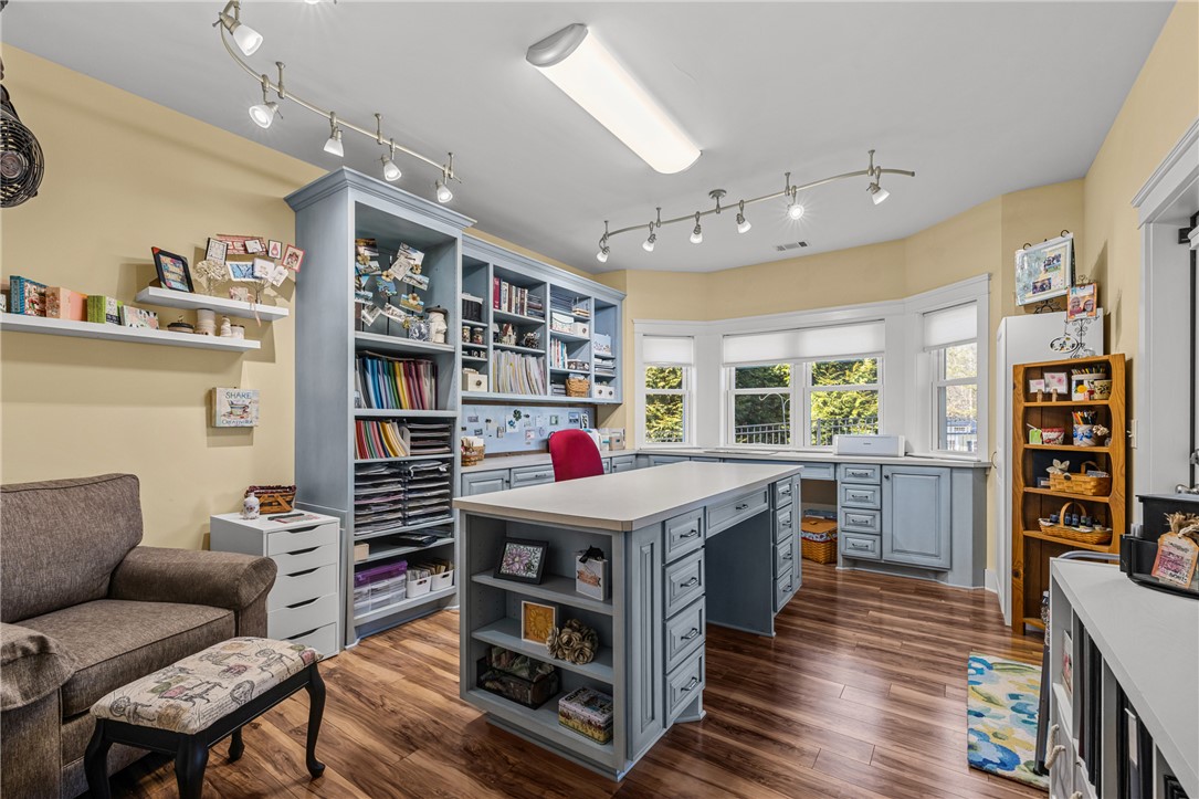 209 Crestridge Drive Seneca, SC 29672 - Photo 39 of 49 This spacious and well-lit room offers a versatile space for productivity or creative pursuits.