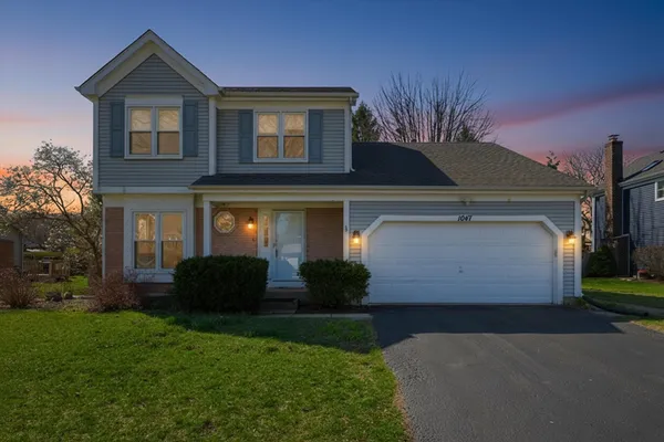 $390,000 | 1047 Waterford Cut, Crystal Lake, IL 60014