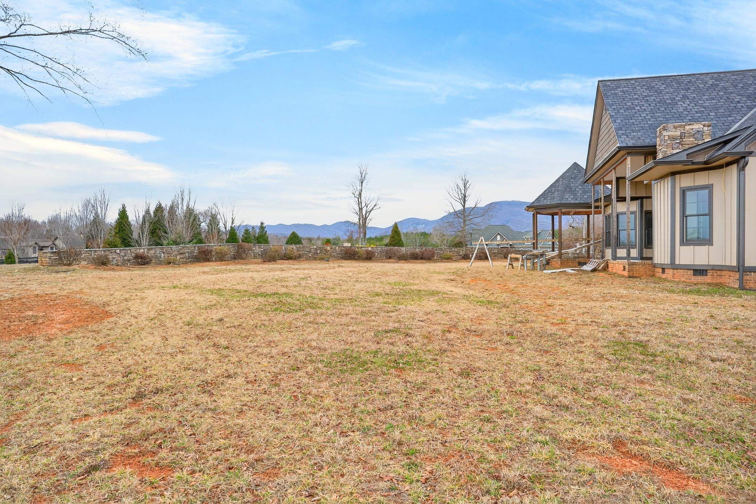 101 Moccasin Way Landrum, SC 29356 - Photo 7 of 46