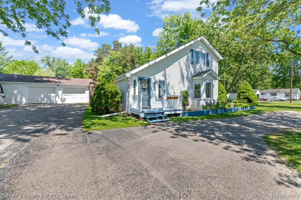 3100 Vincent Road North Street, MI 48049 - Photo 2 of 39