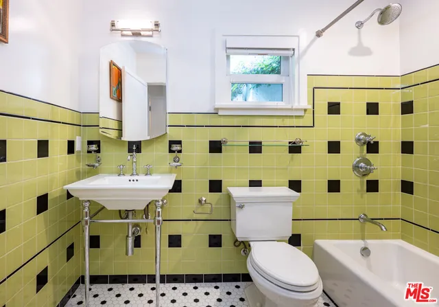 $3,450,000 | 2331 Outpost Drive, Los Angeles, CA 90068