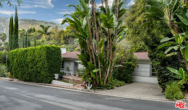 $3,450,000 | 2331 Outpost Drive, Los Angeles, CA 90068