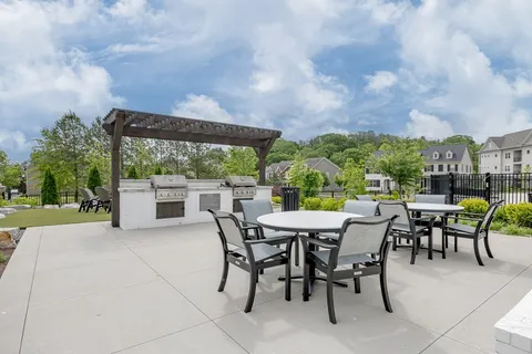 $407,500 | 2000 Shadow Green Drive, Unit H203, Franklin, TN 37064